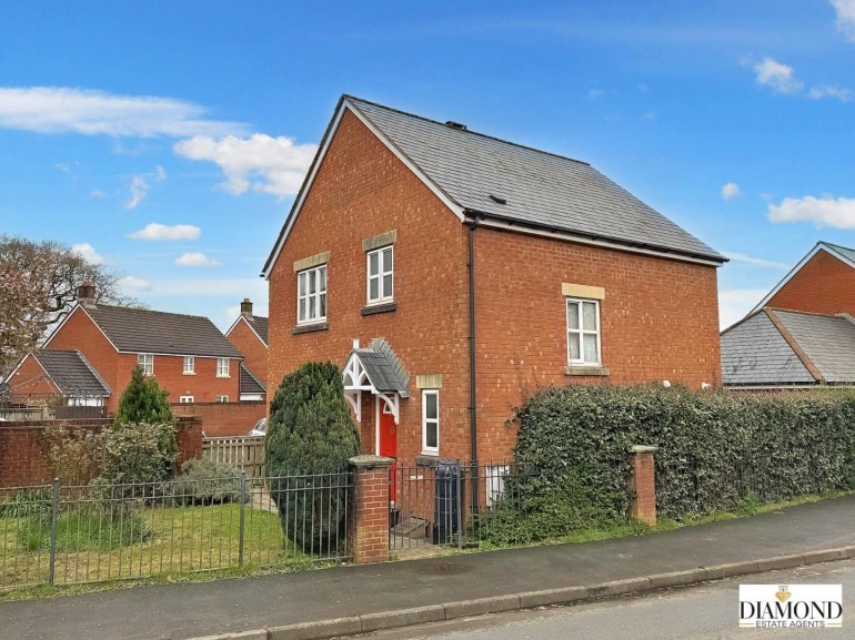 Exmoor Close, Tiverton, Devon